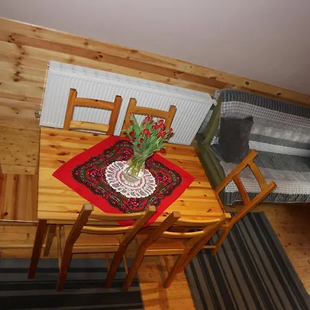 Gosciniec , Z Sauna I Jacuzzi 샬레 *