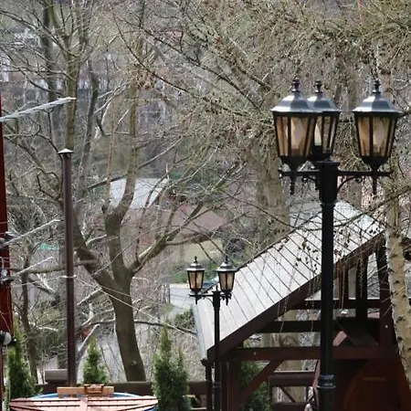 샬레 Gosciniec , Z Sauna I Jacuzzi 슈차이르크