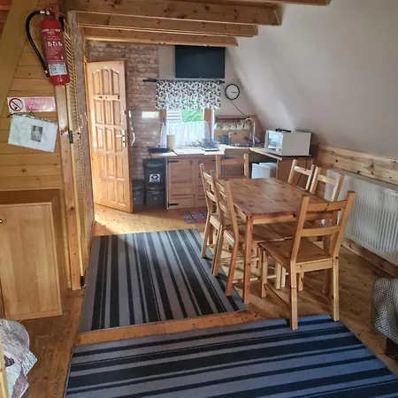 Gosciniec , Z Sauna I Jacuzzi Шале *