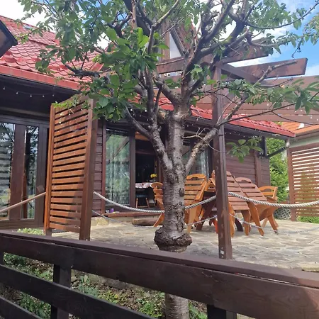 Шале Gosciniec , Z Sauna I Jacuzzi Щирк