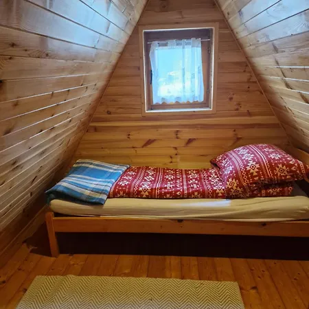 Шале Gosciniec , Z Sauna I Jacuzzi Щирк