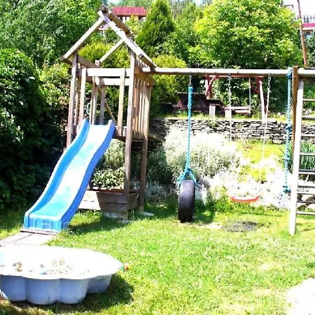 Gosciniec , Z Sauna I Jacuzzi 샬레