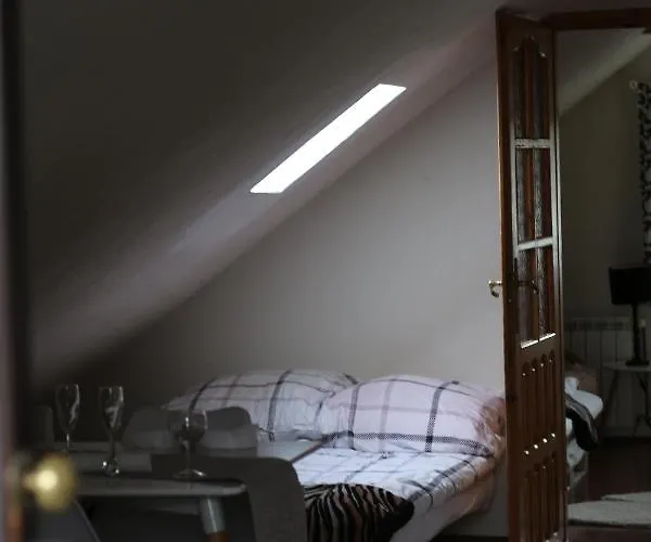 Gosciniec , Z Sauna I Jacuzzi 木屋