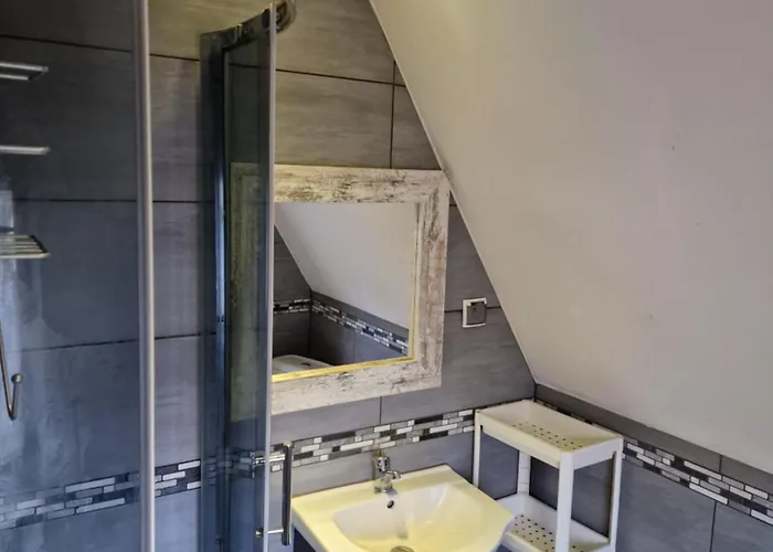 Gosciniec , Z Sauna I Jacuzzi Chalet *