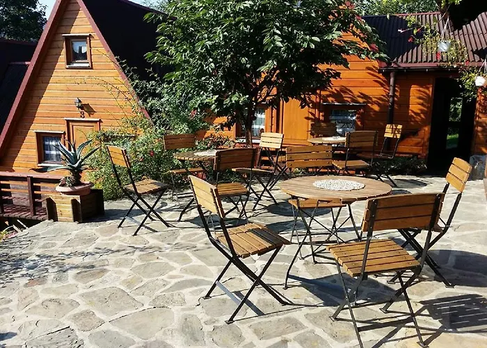 Gosciniec , Z Sauna I Jacuzzi 什切尔克